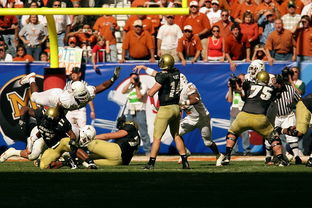 爱游戏app下载-职业联赛推行赛后视频分析帮助球员持续进步，职业联赛现场